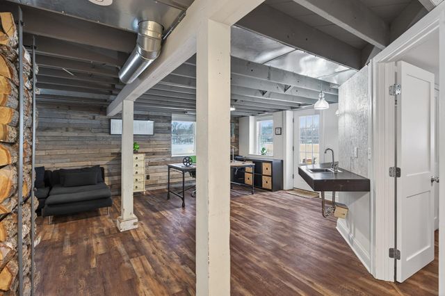 5330 Manitou Road, Tonka Bay, MN 55331