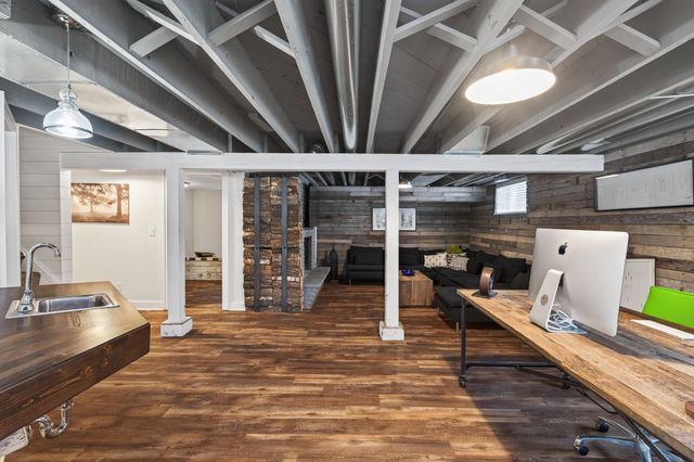 5330 Manitou Road, Tonka Bay, MN 55331