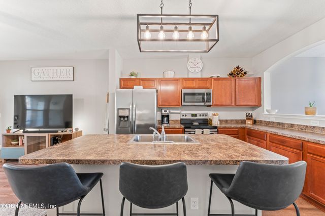 625 OAKLEAF PLANTATION Parkway 614, Orange Park, FL 32065