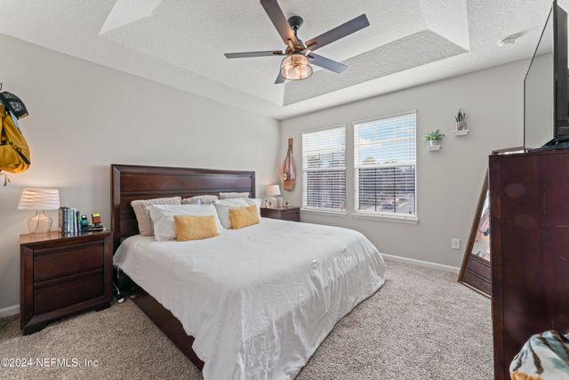 625 OAKLEAF PLANTATION Parkway 614, Orange Park, FL 32065