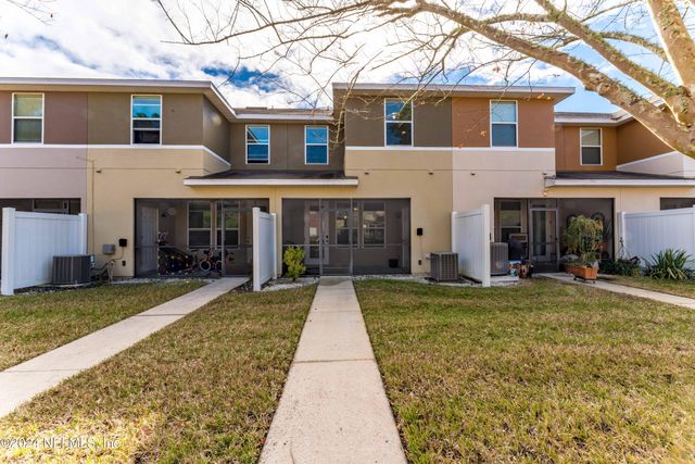 625 OAKLEAF PLANTATION Parkway 614, Orange Park, FL 32065