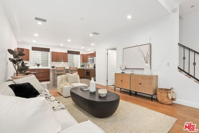 2470 S Centinela Avenue 2, Los Angeles, CA 90064