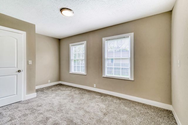 406 N Woodrow Street, Madisonville, TX 77864