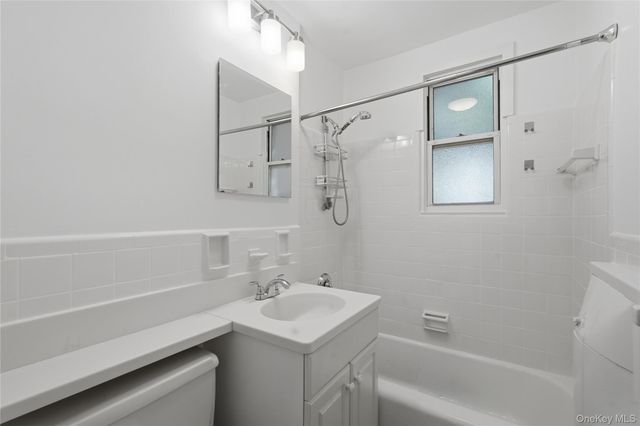 309 Palmer Terrace 1F, Mamaroneck, NY 10543