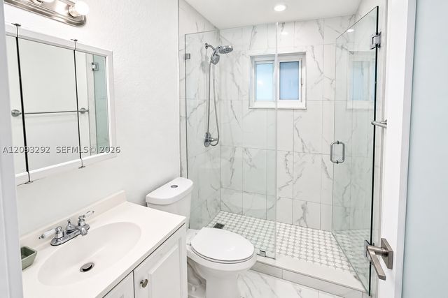 798 W 31st St, Hialeah, FL 33012