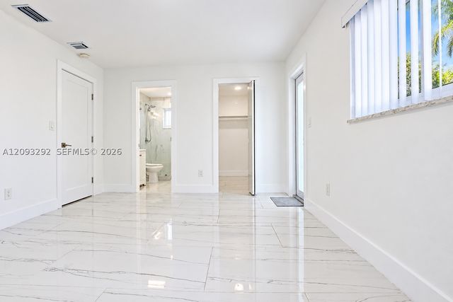 798 W 31st St, Hialeah, FL 33012