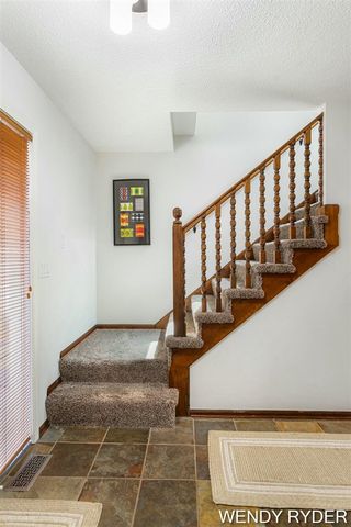 1086 Post Avenue, Holland, MI 49424