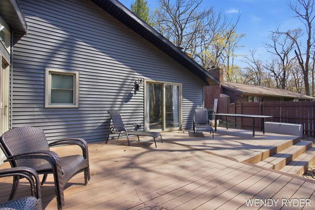 1086 Post Avenue, Holland, MI 49424