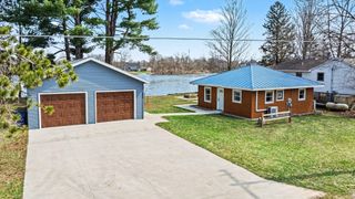3517 Lake Allegan Drive, Allegan Twp, MI 49010