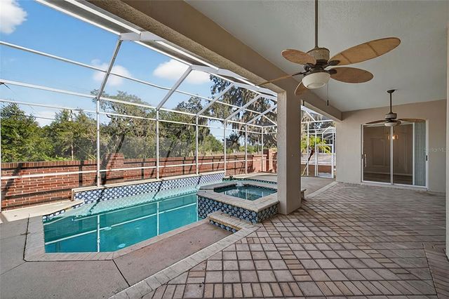 2541 CENTENNIAL FALCON DRIVE, Valrico, FL 33596