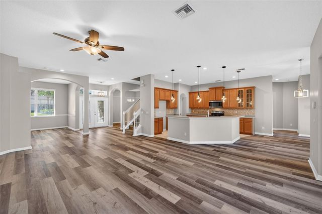 2541 CENTENNIAL FALCON DRIVE, Valrico, FL 33596