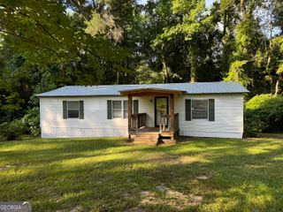 919 Louis Road, Rentz, GA 31075