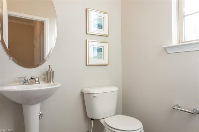 1658 Little Creek Circle, Winston-salem, NC 27103