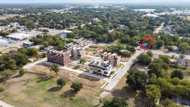 511 S Sylvania Avenue, Fort Worth, TX 76111