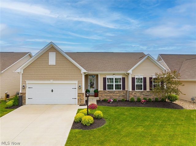 34681 N Legends Way, Grafton, OH 44044