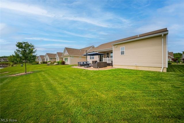 34681 N Legends Way, Grafton, OH 44044