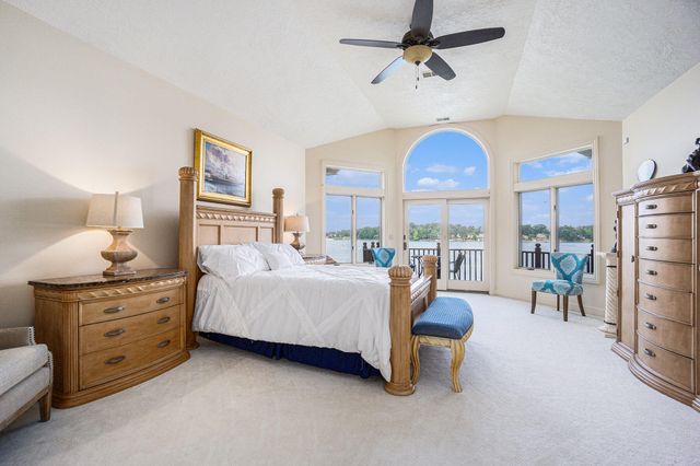 265 Lakeshore Drive, Battle Creek City, MI 49015