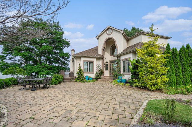 265 Lakeshore Drive, Battle Creek City, MI 49015