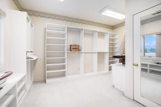 265 Lakeshore Drive, Battle Creek City, MI 49015