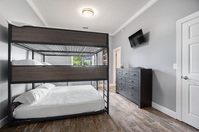 265 Lakeshore Drive, Battle Creek City, MI 49015