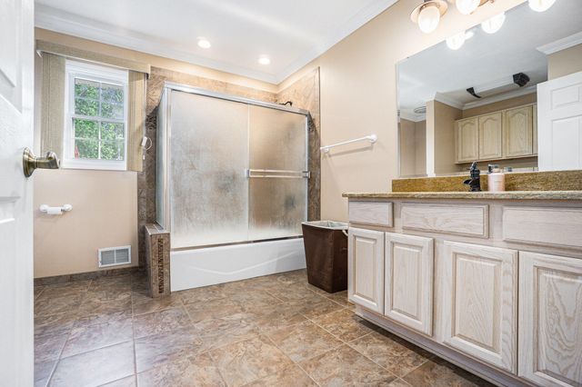 265 Lakeshore Drive, Battle Creek City, MI 49015