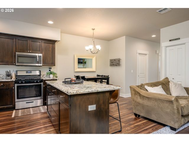 15429 Se COBALT Loop, Damascus, OR 97089