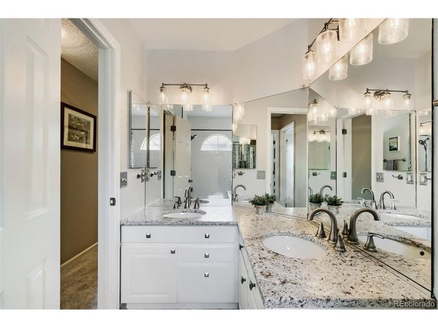 11702 W 56th Cir, Arvada, CO 80002