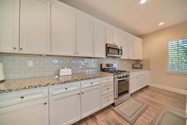 18471 Jennings Dr, Lathrop, CA 95330