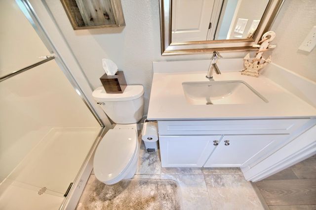 18471 Jennings Dr, Lathrop, CA 95330