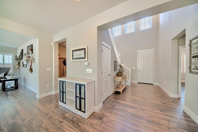 18471 Jennings Dr, Lathrop, CA 95330