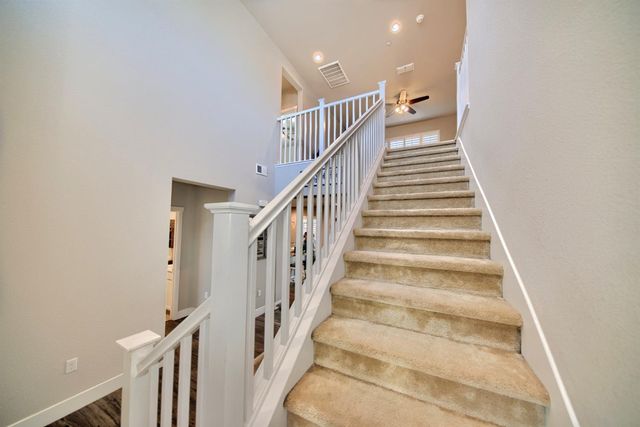 18471 Jennings Dr, Lathrop, CA 95330