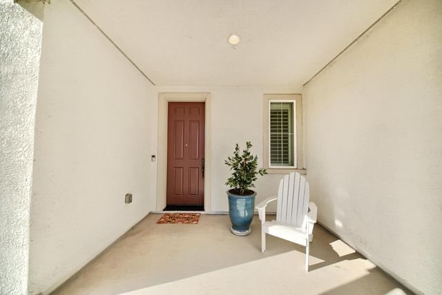 18471 Jennings Dr, Lathrop, CA 95330