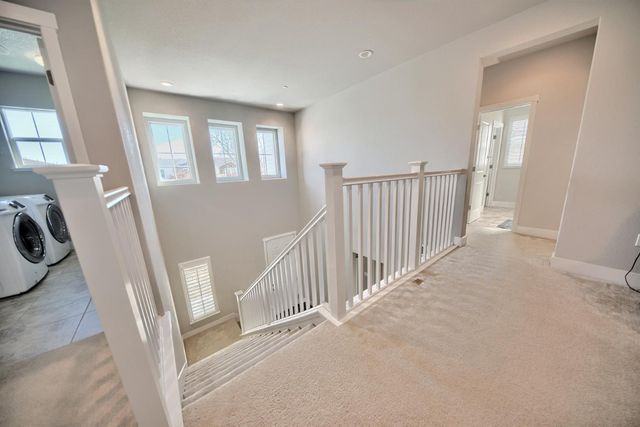 18471 Jennings Dr, Lathrop, CA 95330