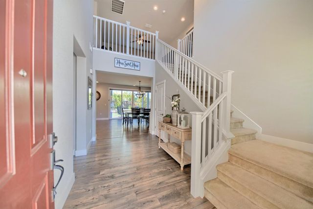 18471 Jennings Dr, Lathrop, CA 95330