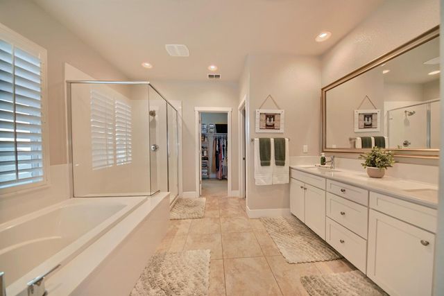 18471 Jennings Dr, Lathrop, CA 95330