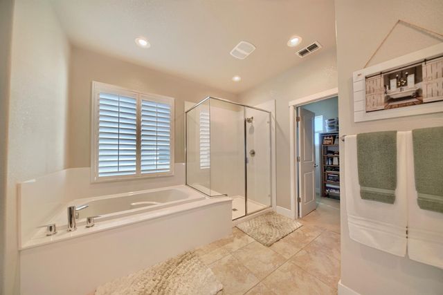 18471 Jennings Dr, Lathrop, CA 95330