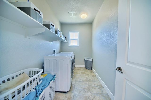 18471 Jennings Dr, Lathrop, CA 95330