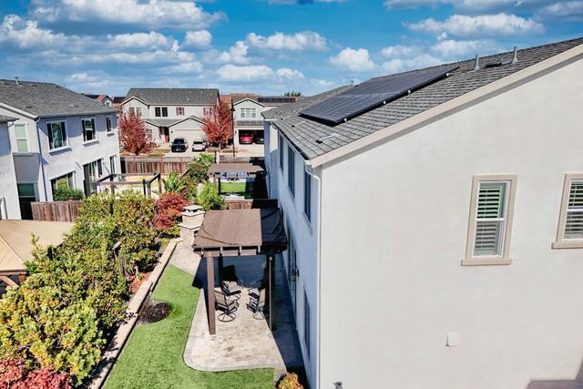 18471 Jennings Dr, Lathrop, CA 95330