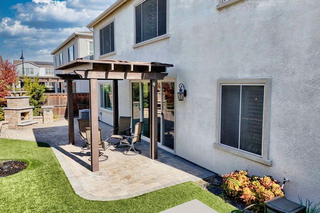 18471 Jennings Dr, Lathrop, CA 95330