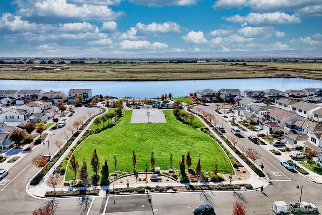 18471 Jennings Dr, Lathrop, CA 95330