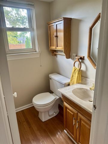 1415 Walnut Ridge Circle, Canton, MI 48187