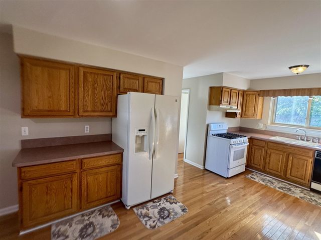 1415 Walnut Ridge Circle, Canton, MI 48187