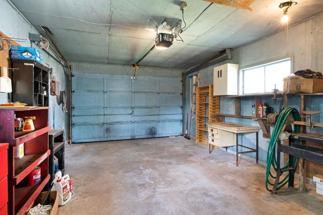 245 DARBOY ROAD, Combined Locks, WI 54113