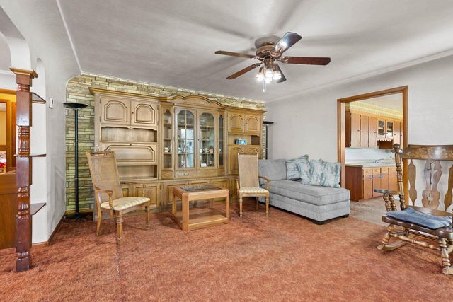 245 DARBOY ROAD, Combined Locks, WI 54113