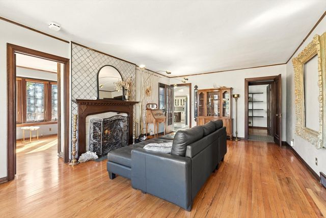 716 Terrace Drive, Clinton, IA 52732