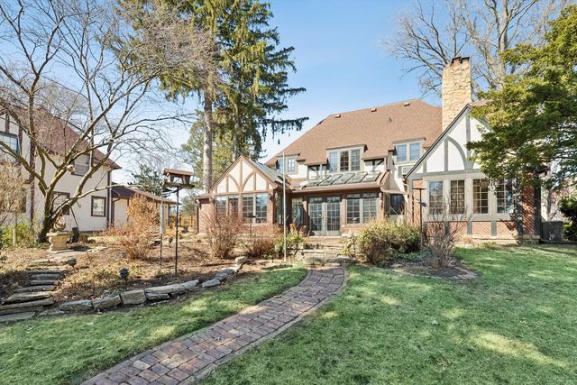 716 Terrace Drive, Clinton, IA 52732