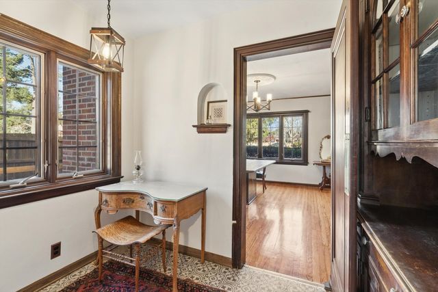 716 Terrace Drive, Clinton, IA 52732