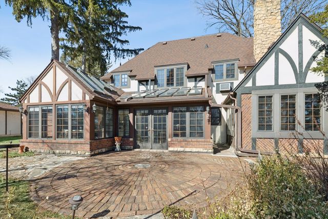 716 Terrace Drive, Clinton, IA 52732