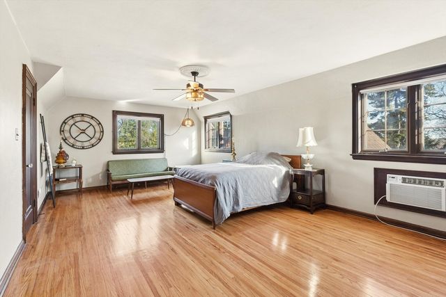 716 Terrace Drive, Clinton, IA 52732