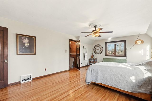 716 Terrace Drive, Clinton, IA 52732